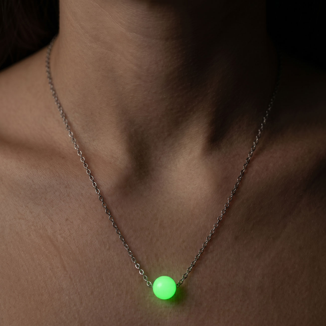 Glow In The Dark Bead Necklace — marketing