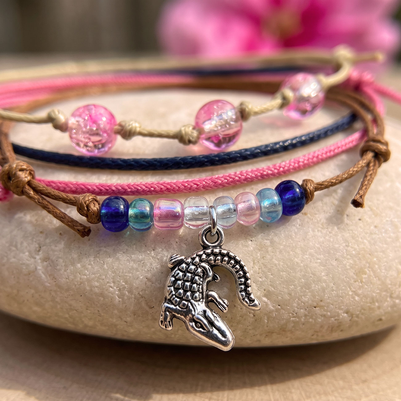 Alligator Bracelet Style Pack • Pink, marketing photo 1