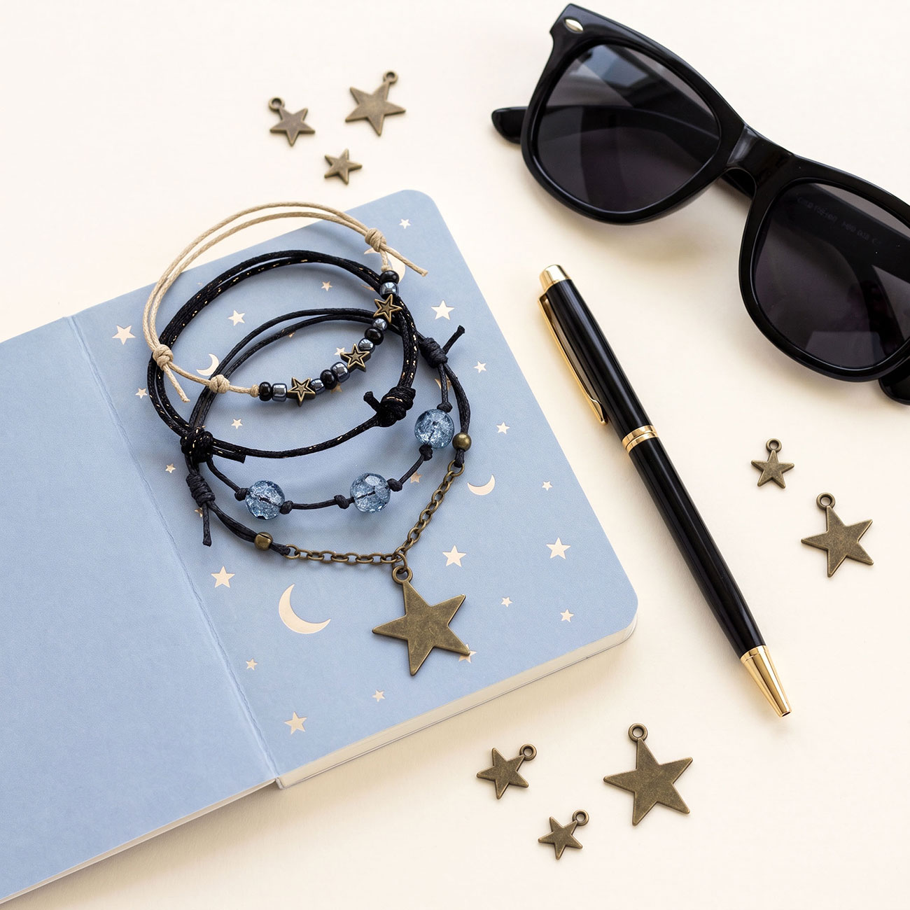 Star Gaze Bracelets Style Pack, marketing photo 7