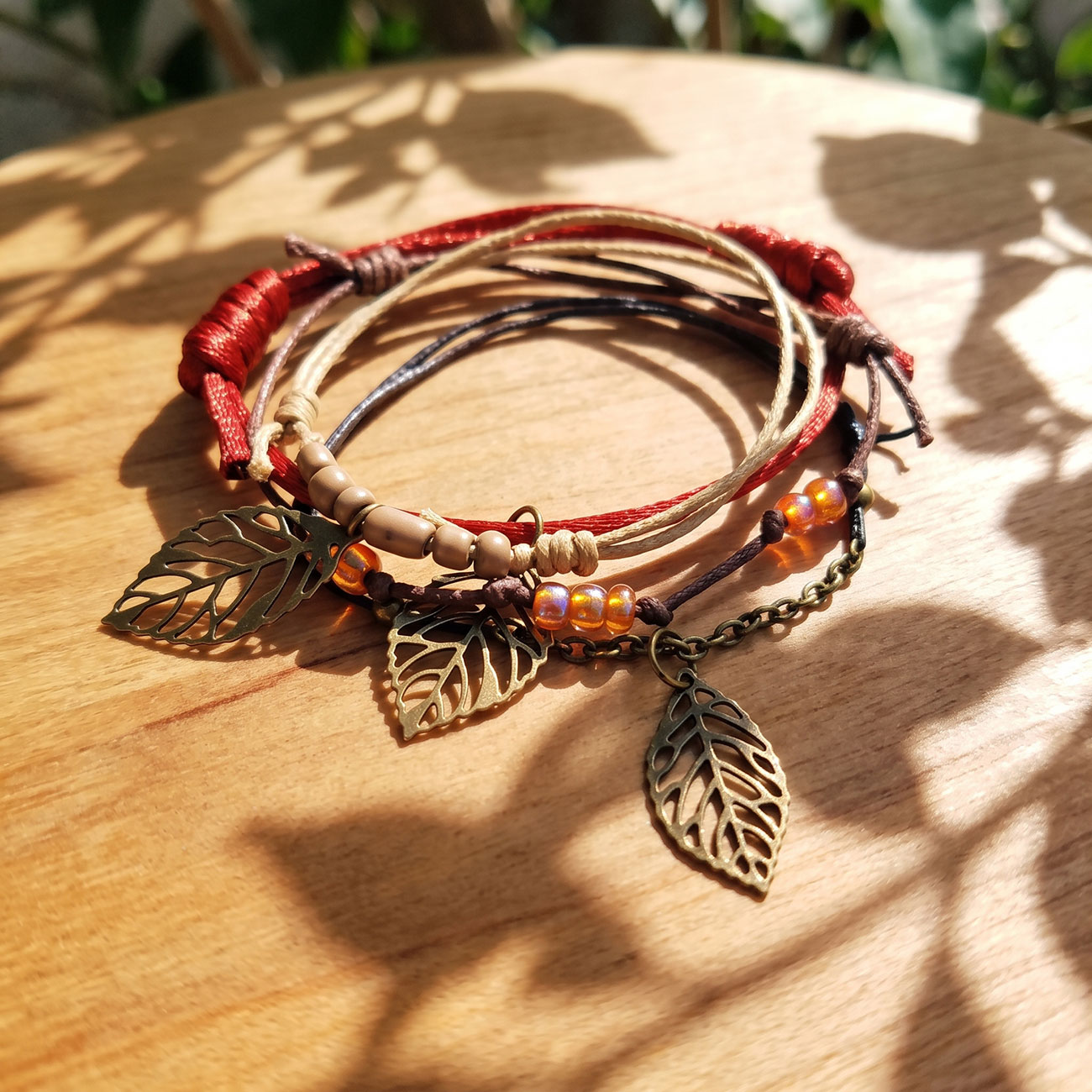 Falling Leaves Bracelet Style Pack, marketing photo 7